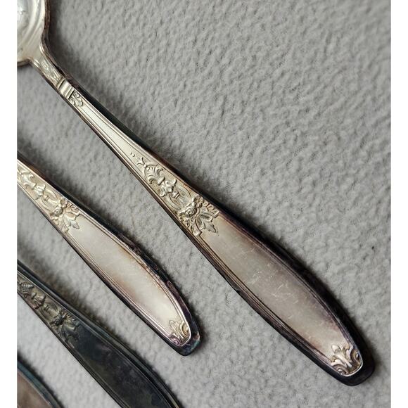 Lot 3 Teaspoons 1847 Rogers Bros. Antique AMBASSADOR Silverplate Ca 1919 - Picture 6 of 6